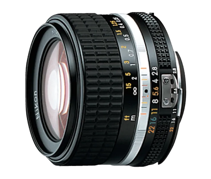 Объектив Nikon 28mm f/2.8 Nikkor